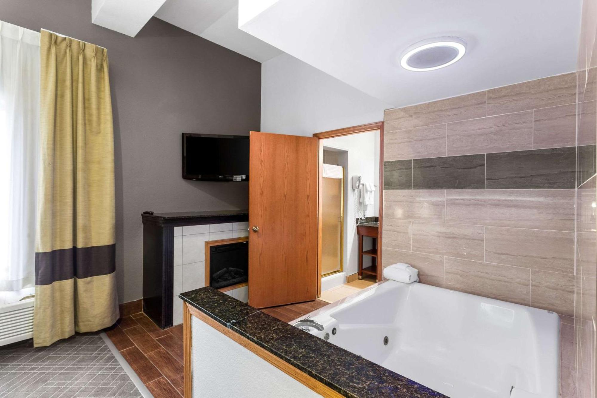 Comfort Inn & Suites Kenosha-Pleasant Prairie Ngoại thất bức ảnh